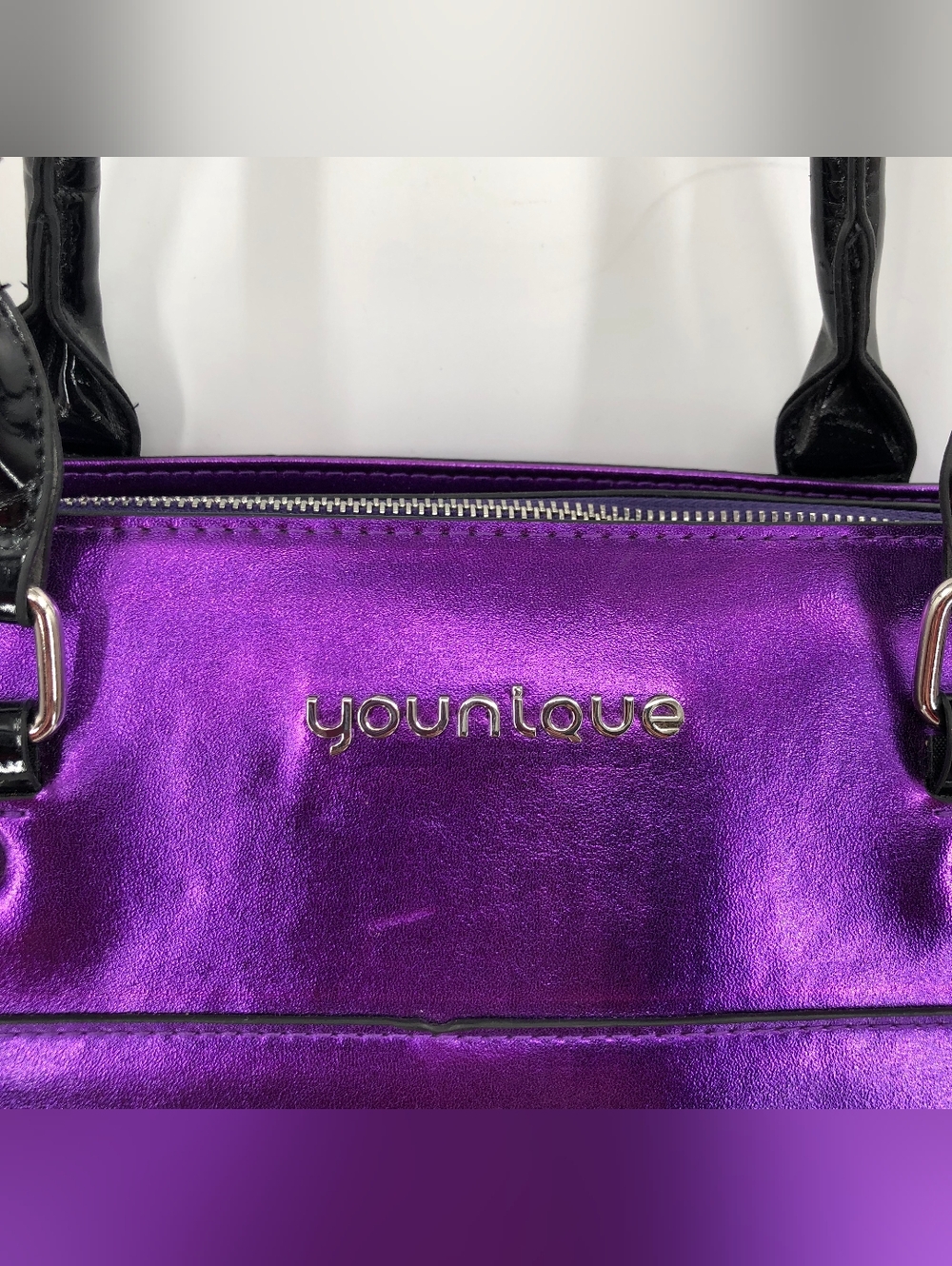 Younique Purple Metallic Cosmetic Make Up Shoulder Bag Purse & Pore Cleanser - Picture 2 of 10
